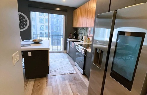 Soulard Apartment | Near City Garden Garage Parking Gym W&D