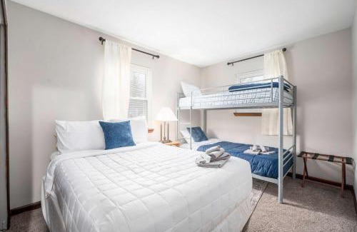 Acton House | Near Downtown Modern Interior - Chapel Hill Charm