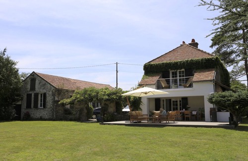 Hericy House | Near Fontainebleau - Charming house with heated pool and park