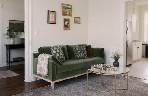 Middletown House | Near Hershey, Entire house with Fire Pit, Game Room