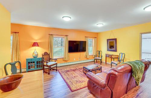 Hyde Park Apartment | Near Historic Sites Bright Hyde Park Guest Suite