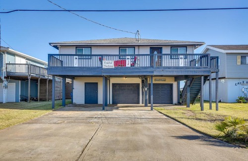 Surfside Beach House | Near Ocean Home with Deck and Grill in Surfside Beach