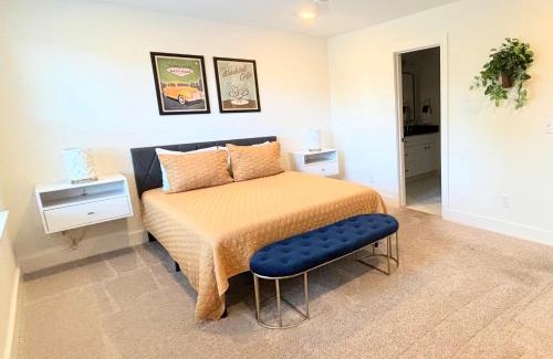 Donelson House | Near Opry Broadway 3br Game Room Sleeps10