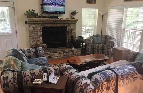 Rabun Gap House | Near Rabun Gap, Dillard, Clayton. Charming 3 bed. Close to Black Rock State Park