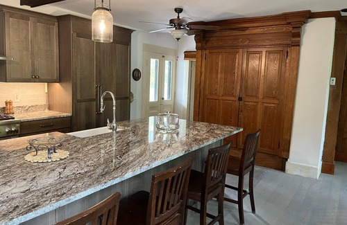Wilmot House | Near Ragged Mountain and Sunapee! Wilmot House @ Kimpton Brook