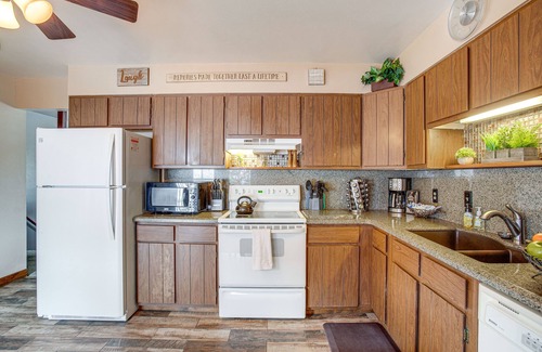 Kittredge Condo | Near Red Rocks, Hiking & Skiing: Kittredge Condo!