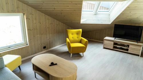 Sykkylven House | Near-Sea Boat House With Panoramic Views