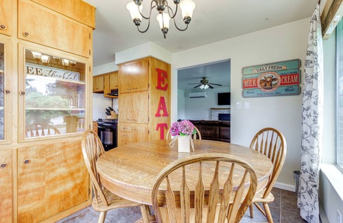Carnation House | Near Snoqualmie River: Pet-Friendly Gem, Fire Pit