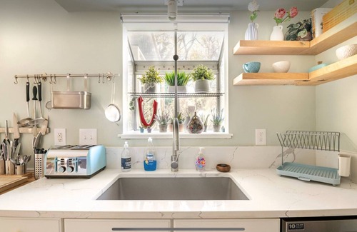Bolivar House | near Snow Riders Park, 500 daffodils Mar, Spa bath, movie rm, picture patio, EV