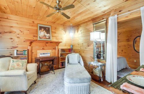Lawndale Apartment | Near South Mountain State Park Studio with Deck!