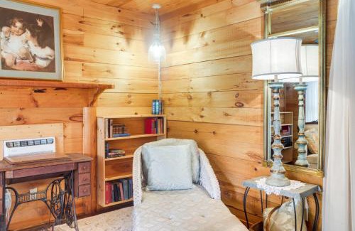 Lawndale Apartment | Near South Mountain State Park Studio with Deck!
