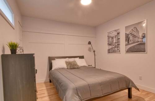 Mercier-Hochelaga-Maisonneuve Apartment | Near the MTL Olympic Stadium, bright 3 1/2 apt