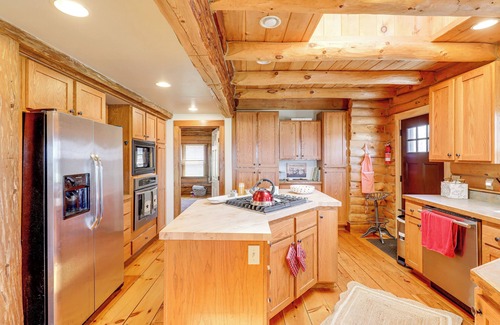 Walpole Cabin | Near Trails, Lakes & Slopes: Cabin in Walpole!