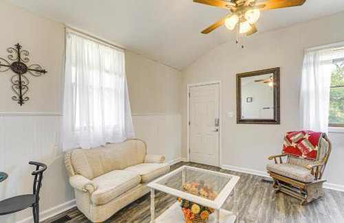 Winfield Apartment | Near Walnut Valley Festival Convenient Apartment!