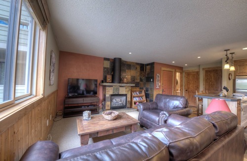 Breckenridge Condo | Nearly ski-in, walk to Gondola, one block to Main Street!