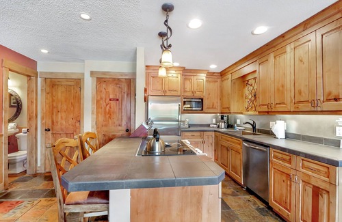 Breckenridge Condo | Nearly ski-in, walk to Gondola, one block to Main Street!