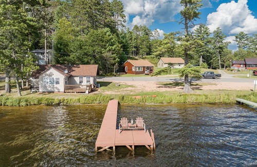 Three Lakes Cabin | Neat and Clean Cottage on Virgin Lake. Pier Included!