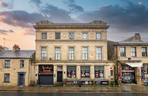Bradford Apartment | Neat Apartment in Bradford City