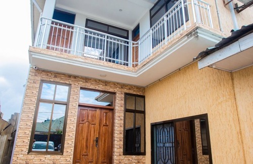 Mabibe House | Neat fully-furnished Feel at home Townhome