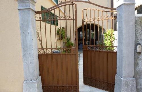 Altipiano Ovest Apartment | Nebojsega b&b