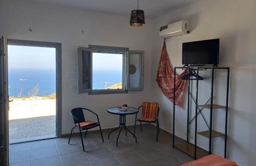 Imerovigli Apartment | 'Nektarios' Cycladic house with sunrise and sea view!