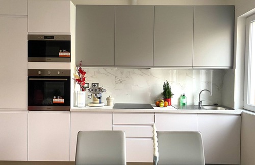 Citta Nuova-Barriera Nuova-San Vito-Citta Vecchia Apartment | Nel Cuore di Trieste, Elegante Casa Vacanze a Pochi Passi dal Centro Storico
