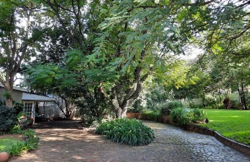 Benoni Apartment | Nel's Cottage, a private and peaceful cottage