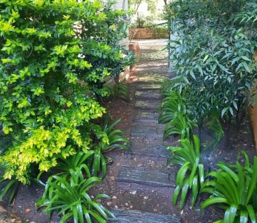 Benoni Apartment | Nel's Cottage, a private and peaceful cottage