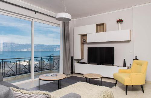 Aigio Apartment | nelion 01 - a DREAM apartment with amazing view