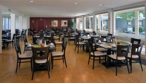 Herzogenrath House | Nell-Breuning-Hotel