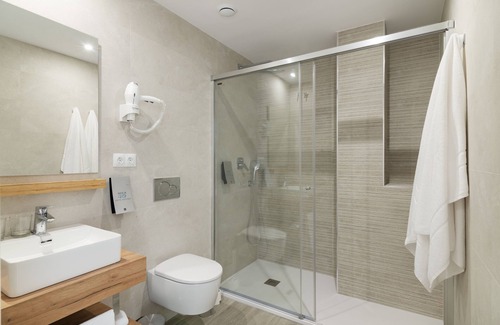 Nerja City Centre Hostel | Nerja VG Hostal Boutique