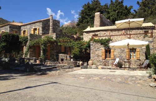 Agia Pelagia House | Neromylos