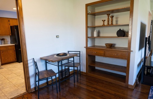 New Munster House | nEscape to Tranquility: Lovely Oasis 20 Minutes from Downtown Milwaukeennn
