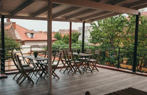 Drobeta-Turnu Severin Hotel | Nest Guesthouse