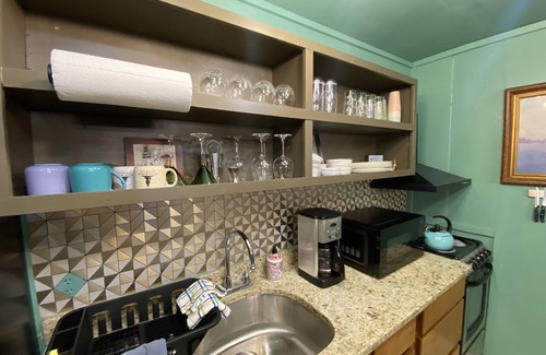 Ellijay Cottage | Nested - Studio A nCottage #4 nBlue Cactus Cottages nClose to Vineyards