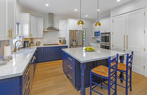 Toro Canyon House | Nestled in the Carpinteria foothills & only feet from the SB Polo & Racquet Club