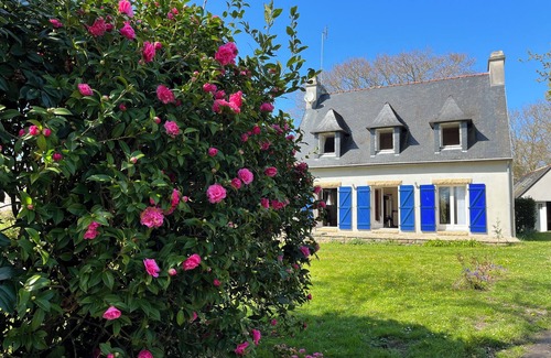 Combrit House | Nestled in the countryside, next to a beautiful sandy beach and hiking trails !
