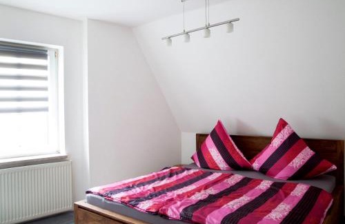 Mucheln Apartment | NEU! Ferienwohnung Muecheln Geiseltal