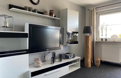 Osteel Apartment | NEU! FeWo am alten Deich mit Balkon