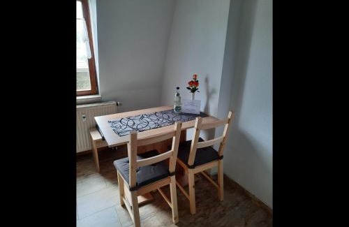 Lengenfeld Apartment | NEU! Geschmackvolle FeWo Lengenfeld