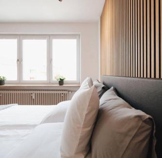 Hammerschmiede Apartment | NEU I Stilvoll I Boxspring I Smart TV I Zentral