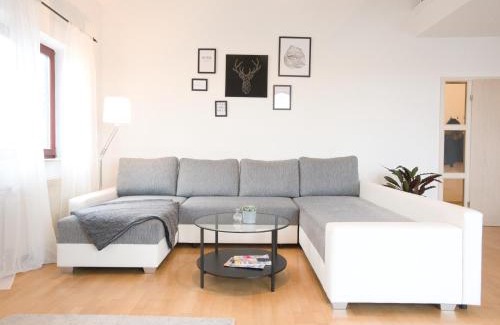 Obertshausen Apartment | - NEU - LUXUS Frankfurt Flat