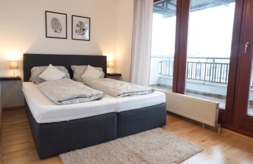 Obertshausen Apartment | - NEU - LUXUS Frankfurt Flat