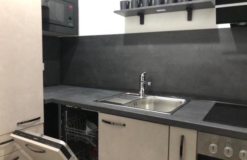 Sindelfingen Apartment | Neu saniert, 7 Personen, direkt an der Autobahn und Mercedes Werk
