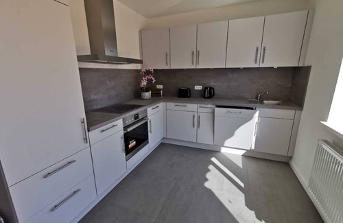 Zarpen House | Neue Ferienwohnung auf dem Land mit Dachterrasse aus Holz
