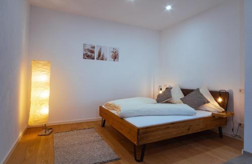 Bekond Apartment | Neue Loft im alten Kelterhaus - Urlaub im Wein- und Ferienort Bekond