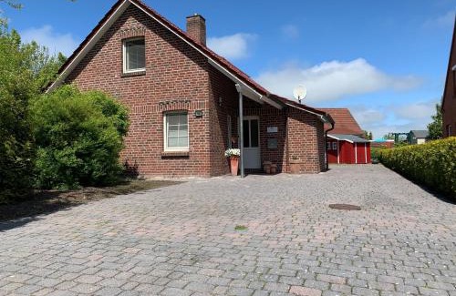 Hamswehrum House | Neuhaus Deichperle