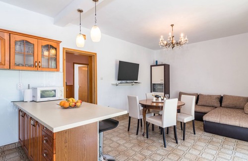 Rakotule House | Nevenka by Interhome
