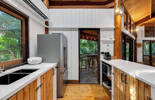 Kamerunga House | Neverland The Stoney Creek Treehouse