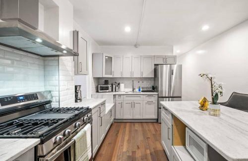 Southwark Apartment | New 1-BD in Prime Philly Location with King Bed